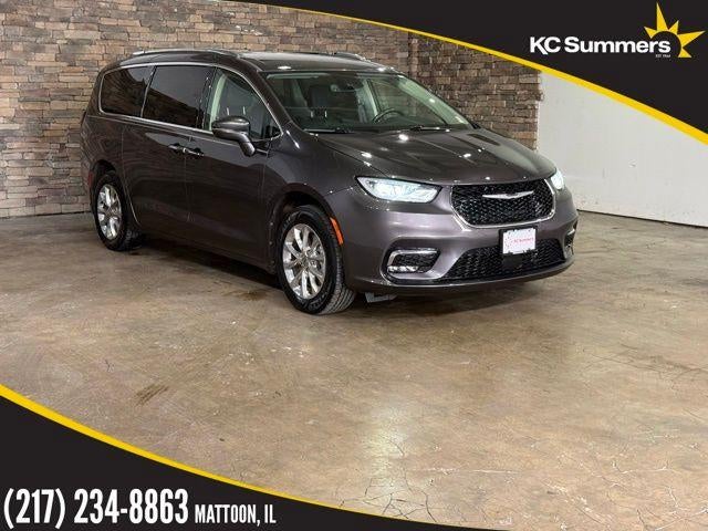 2021 Chrysler Pacifica Touring L AWD in Granite Crystal Metallic Clearcoat — front three-quarter view