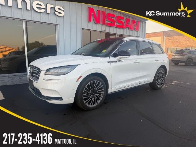 2020 Lincoln Corsair Reserve AWD in Pristine White — front three-quarter view