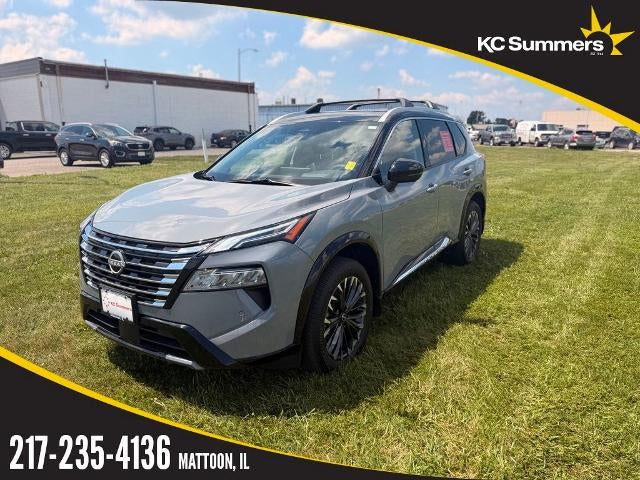 2026 Nissan Rogue AWD Platinum *Ltd Avail* in Boulder Gray Pearl/Super Black — front three-quarter view