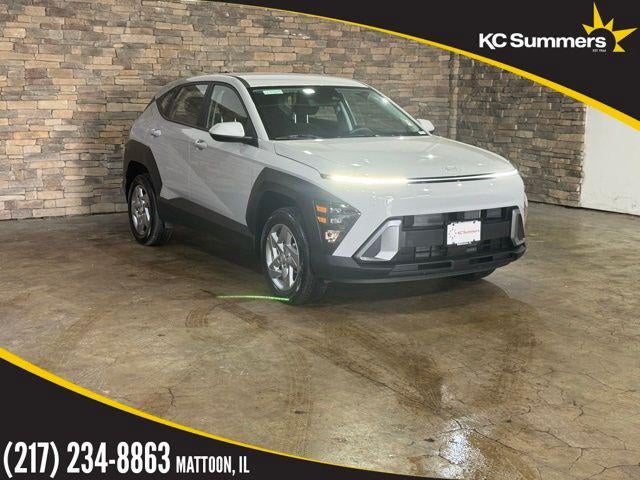 2026 Hyundai KONA SE AWD in Cyber Gray Metallic — front three-quarter view