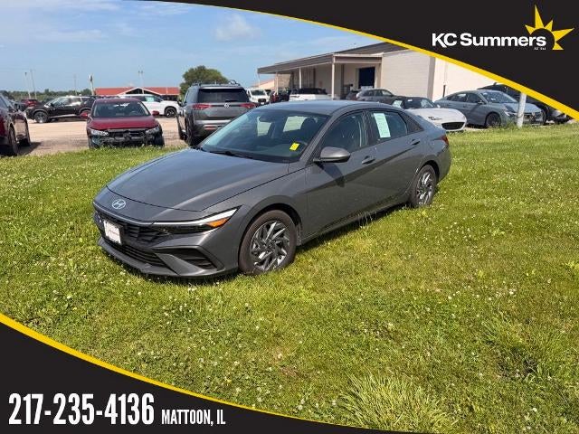 2024 Hyundai ELANTRA SEL IVT in Ecotronic Gray — front three-quarter view